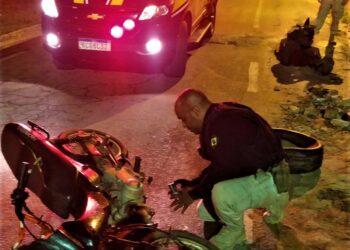 Motociclista bêbado, inabilitado e transitando com moto roubada é pela PRF na BR 110 em Ribeira do Pombal (BA)
