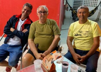 Chesfiano e um apaixonado por rádio, Nilson Brandão completa 74 anos e recebe homenagem na Cultura FM