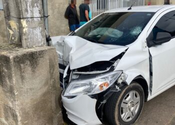 Após sair do plantão, funcionário do SAMU passa mal, atropela pedestre e atinge moto em Paulo Afonso