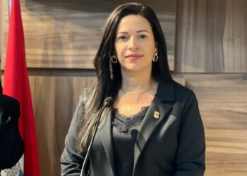 “O BTN perdeu a maternidade, agora perderá a pediatria?”, questiona Evinha