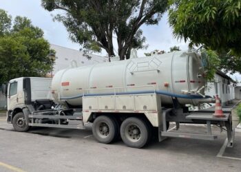 Prefeitura de Paulo Afonso adquire mais um caminhão limpa-fossa