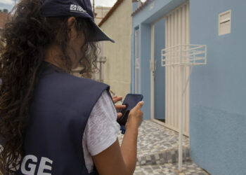 Prefeitura ressalta importância da população de Paulo Afonso receber o recenseador do IBGE