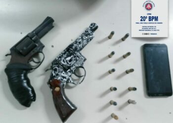 Menor é flagrado com armas de fogo durante abordagem policial em Paulo Afonso