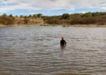 Homem desaparece após mergulhar em barragem em Delmiro Gouveia