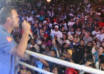 Em Paulo Afonso, Cacá Leão diz que chapa de ACM Neto tem unido grupos políticos rivais