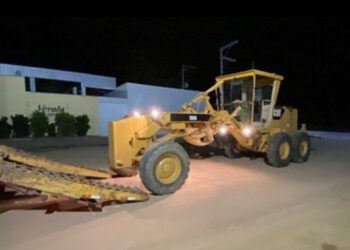 Prefeitura de Glória-BA adquire patrol para agilizar melhorias nas estradas vicinais no município