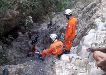 Após pedra despencar do cânion e matar mulher, prefeitura de Paulo Afonso diz que local do acidente é de propriedade privada