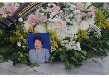 Velório e Sepultamento de D. Risalva. No silêncio do campo santo, repousa a guerreira esquecida da emancipação de Paulo Afonso.