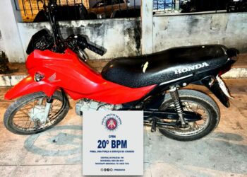 Polícia Militar apreende motocicleta com restrição de roubo em Paulo Afonso
