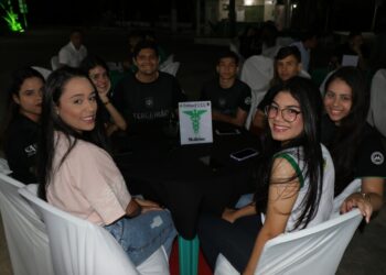 Colégio Coopex/Boa Ideia realiza com sucesso mais uma edição do projeto “Profissão em Foco”