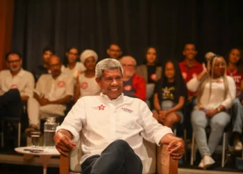 Indígena e professor: conheça Jerônimo Rodrigues, eleito governador da Bahia