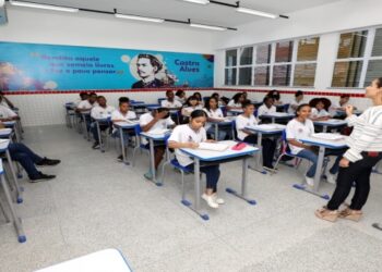 SEC inscreve para processo seletivo de professores em diferentes modalidades na BA; vagas em Paulo Afonso