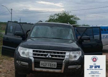 Policiais recuperam veículos com restrição de furto/roubo em Glória e Paulo Afonso
