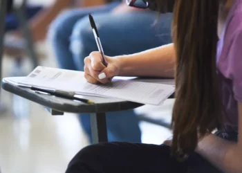 SEC-BA abre processo seletivo para professores da Educação Básica, Profissional e Indígena, além de mediadores do Emitec