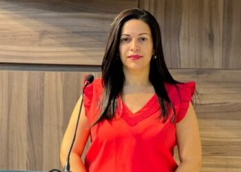 “É nessa situação que o prefeito tem de agir e ser rápido”, diz Evinha sobre situação no Residencial Francisco Chagas