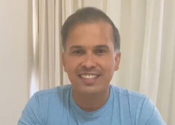 “Eleição para diretor de escola tem que ser de forma democrática”, diz Marconi ao repudiar decreto da prefeitura que retira eleição para cargo