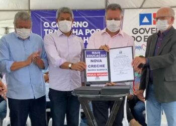 Construção de uma escola de tempo integral e três creches ampliará a oferta da rede de ensino em Paulo Afonso, diz secretária