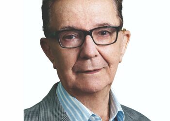 Morre o professor Hélio Rocha (por Francisco Nery Júnior)