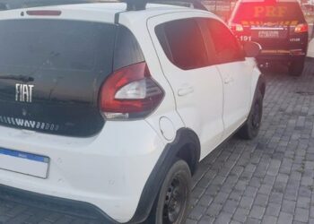 Veículo roubado em agosto é recuperado pela PRF em Paulo Afonso (BA)