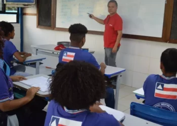 Governo da Bahia publica resultado provisório do concurso para professores e coordenadores pedagógicos