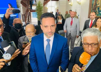 Paulo Dantas toma posse para 2º mandato como governador de AL e diz que é hora de ‘desarmar palanques’ para ‘fazer a diferença’