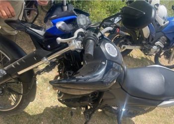 Com arma e moto roubada, suspeito de praticar crimes na BA e em PE é preso em Paulo Afonso