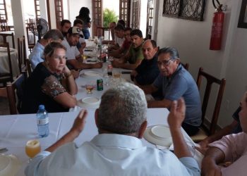 Marcondes Francisco reúne todos os vereadores de situação e fala em fortalecimento do grupo