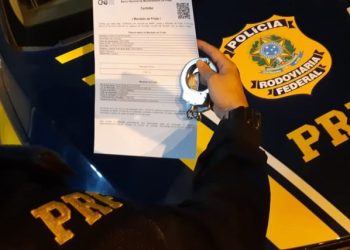 PRF na Bahia prende homem procurado pela justiça em Jatobá (PE)