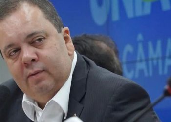 Petistas querem que Elmar Nascimento ganhe ministério de Lula para garantir apoio no Congresso