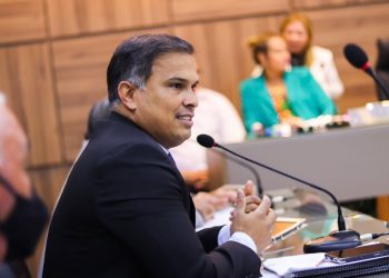 “São R$ 498 milhões por ano, não há calendário e não há nada certo”, diz Marconi sobre receita da Prefeitura