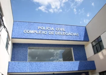 Suspeita de decepar pênis do marido é presa no interior da Bahia