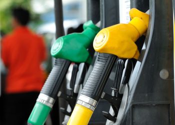 MP perde a validade e antecipa aumento de impostos sobre combustíveis