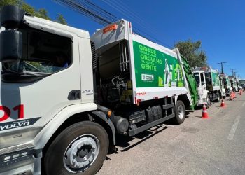 Marcondes entrega cinco novos caminhões compactadores, fardamento para agentes de limpeza e traz nova realidade para a coleta do município