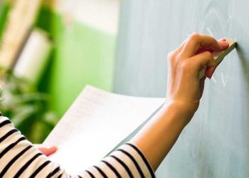 CRÔNICA – A minha professora que não morreu (Francisco Nery Junior)