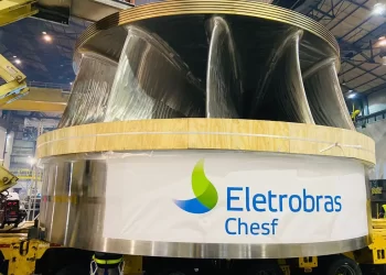 Após dois meses de viagem, rotor de 125 toneladas chega a Paulo Afonso para compor a Usina PA-IV