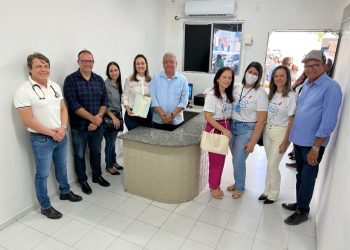 Marcondes e secretários visitam posto avançado do Cartório de Registro Civil que foi instalado no HNAS