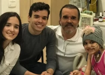 Homem que perdeu três filhos para o câncer e também tinha a doença morre no Dia dos Pais