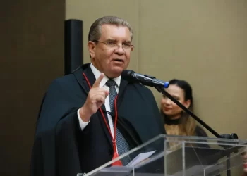 CNJ decide punir o desembargador Washington Luiz , do TJ-AL, com aposentadoria compulsória; “beneficiou indevidamente prefeitura de Delmiro Gouveia”