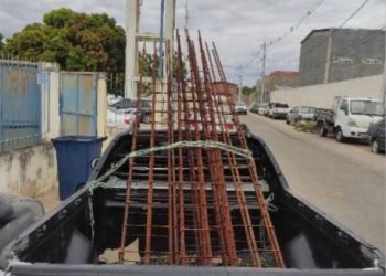 Polícia prende homem em flagrante por furto de barras de ferro em Paulo Afonso