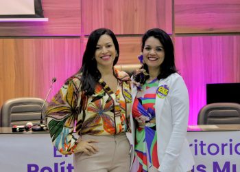 Vereadora Evinha promove junto ao governo do estado o 1º encontro de enfretamento à violência de gênero em Paulo Afonso