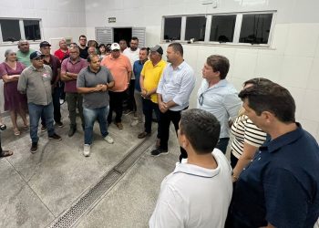 Marcondes visita Unidade de Beneficiamento de Pescados no Xingozinho com Secretário Estadual de Desenvolvimento Rural, Osnir Cardoso