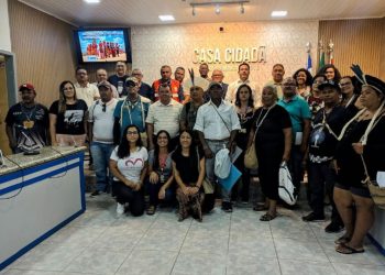 Prefeito David Cavalcanti participa de reunião entre com legislativo, caciques, SESAI e 20º BPM