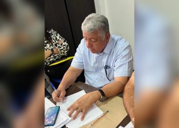 Marcondes sanciona Lei do piso nacional da enfermagem; pagamento dever ser realizado até quarta (11)