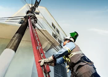 Equatorial abre 630 vagas de emprego em Alagoas, inclusive Delmiro Gouveia; veja cargos e o que fazer