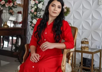 Família procura por cantora gospel com 50 mil seguidores nas redes sociais na BA; pastora desapareceu após encontro de mulheres