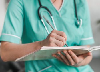 Efetuado o pagamento da complementação do piso nacional da enfermagem em Paulo Afonso