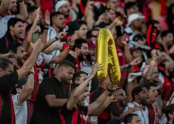 O Leão voltou! Vitória vira para cima do Novorizontino e confirma acesso à Série A