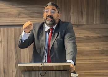 Jean Roubert impõe limite drástico ao governo municipal: ‘chega de manobras nos 90 minutos do 2º tempo!