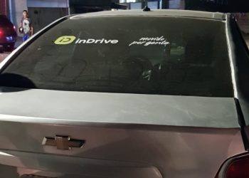 Mulher tem carro apreendido em blitz da Polícia Rodoviária Estadual em Paulo Afonso