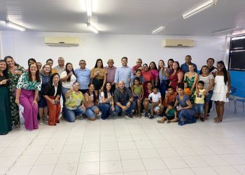 Mães de filhos autistas da cidade de Glória-BA recebem Carteira de Identificação da Pessoa com Transtorno do Espectro Autista